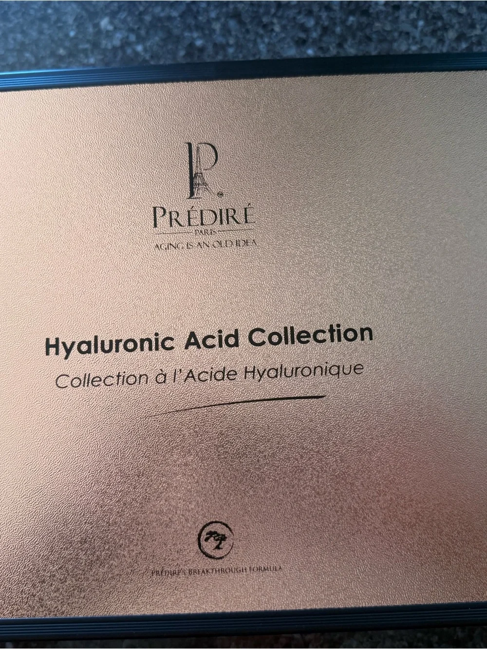 Prédiré Paris skin care collection Double-Acting Facial Moisturizer - Red